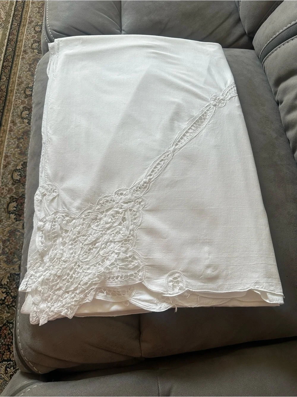 Vintage White Cotton Battenberg Lace Tablecloth 94x61 Hand Embroidered